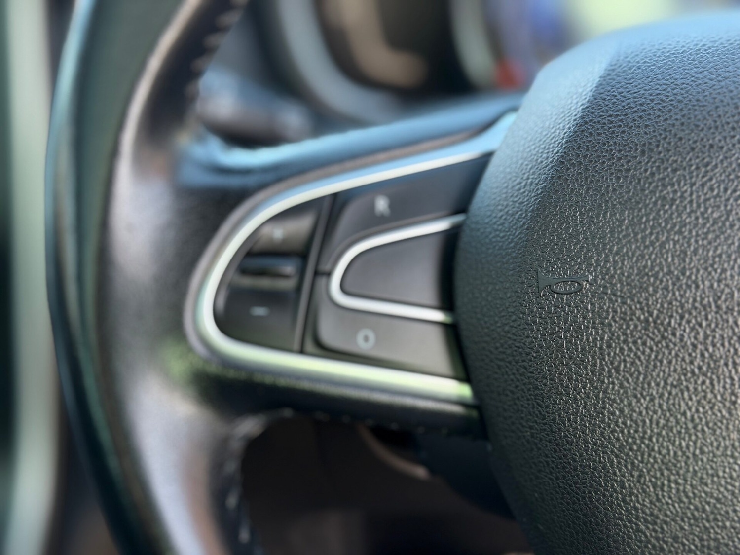 Used Renault Scenic 2017 for sale - 77776452: Photo 27