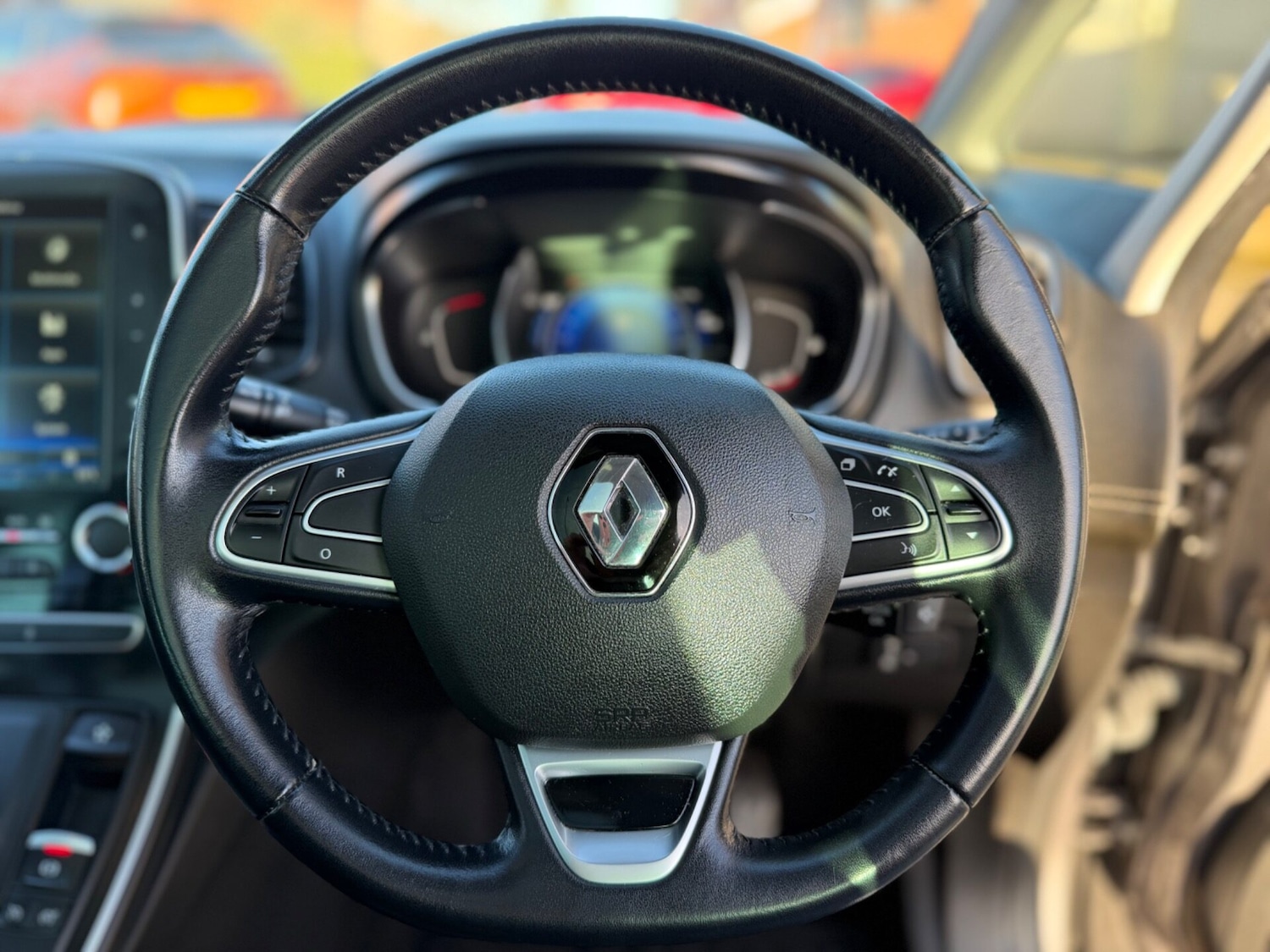 Used Renault Scenic 2017 for sale - 77776452: Photo 28