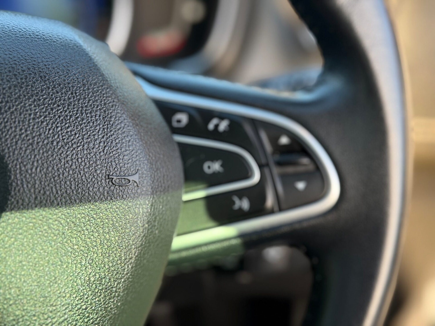 Used Renault Scenic 2017 for sale - 77776452: Photo 29