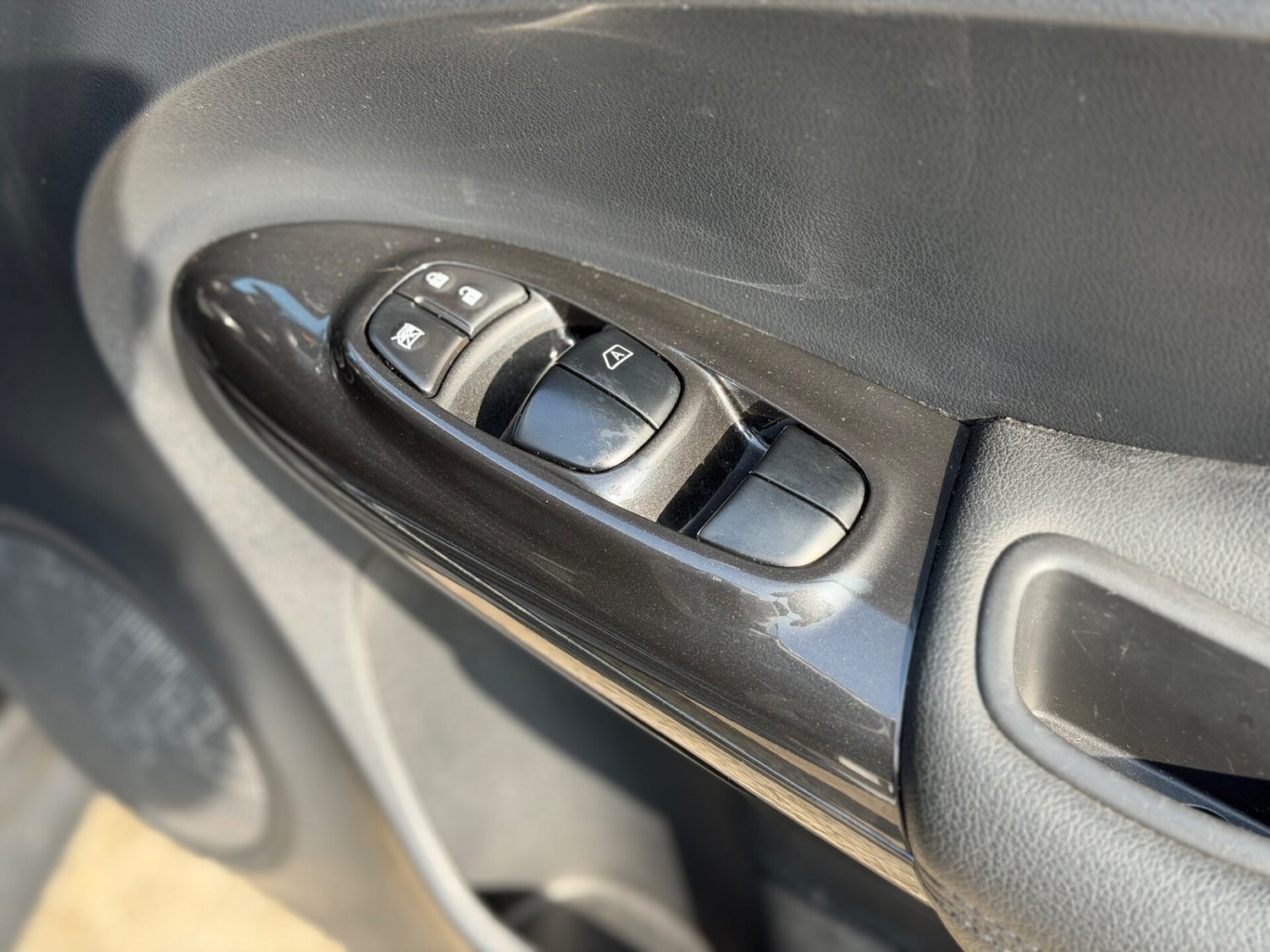 Used Nissan Juke 2016 for sale - 77998660: Photo 14