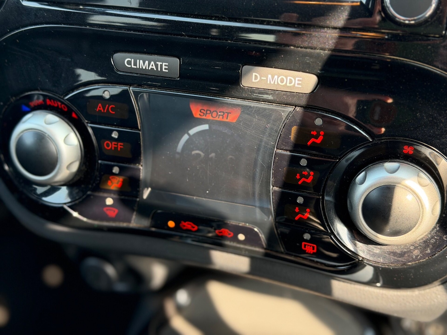 Used Nissan Juke 2016 for sale - 77998660: Photo 20