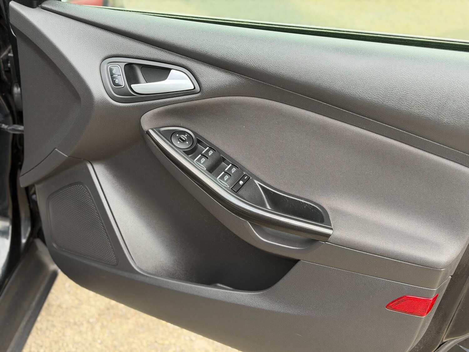 Used Ford Focus 2015 for sale - 77873520: Photo 16