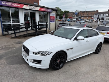 Used Jaguar XE 2016 for sale - 78769717: Photo