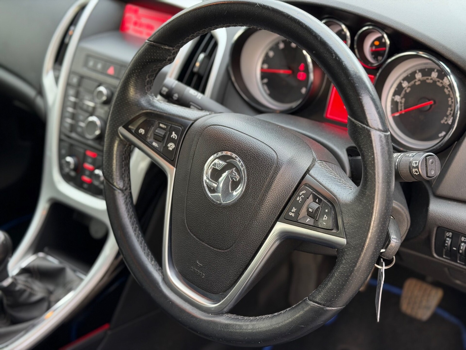 Used Vauxhall Astra 2013 for sale - 77707953: Photo 18