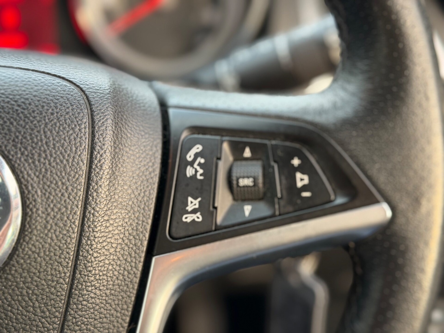 Used Vauxhall Astra 2013 for sale - 77707953: Photo 28