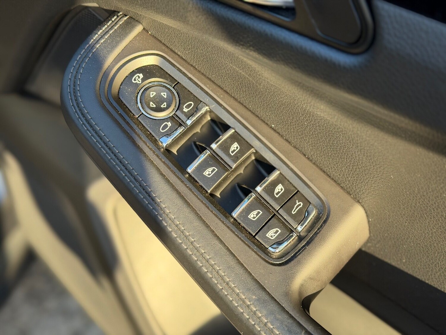 Used Porsche Macan 2016 for sale - 76919856: Photo 17