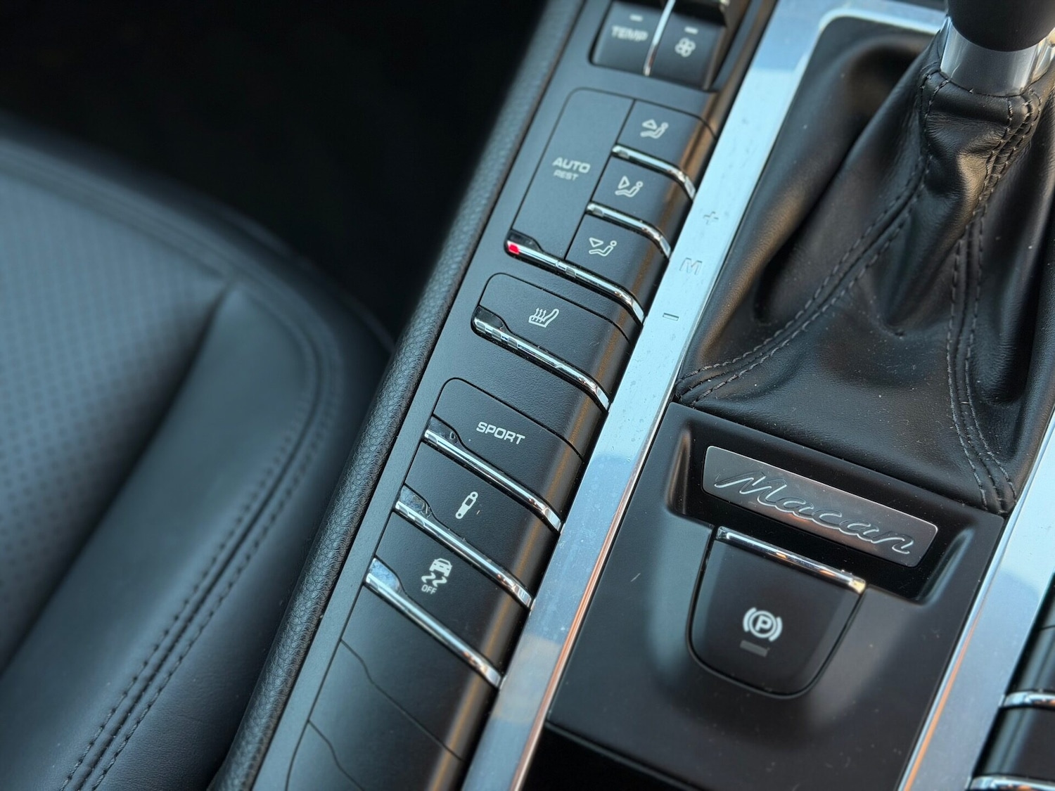 Used Porsche Macan 2016 for sale - 76919856: Photo 26