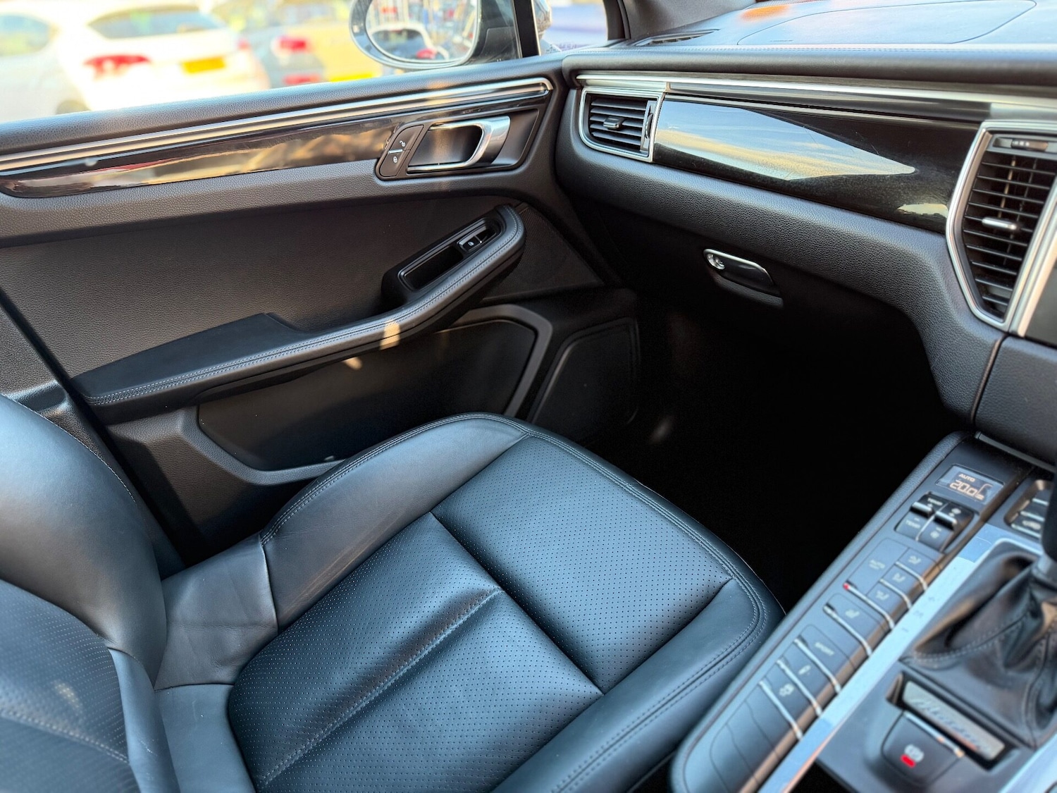 Used Porsche Macan 2016 for sale - 76919856: Photo 29