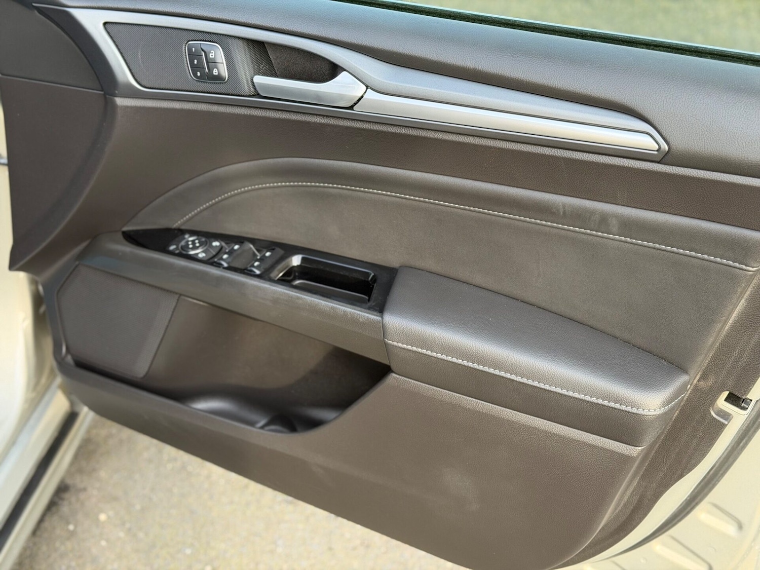 Used Ford Mondeo 2016 for sale - 77605425: Photo 17