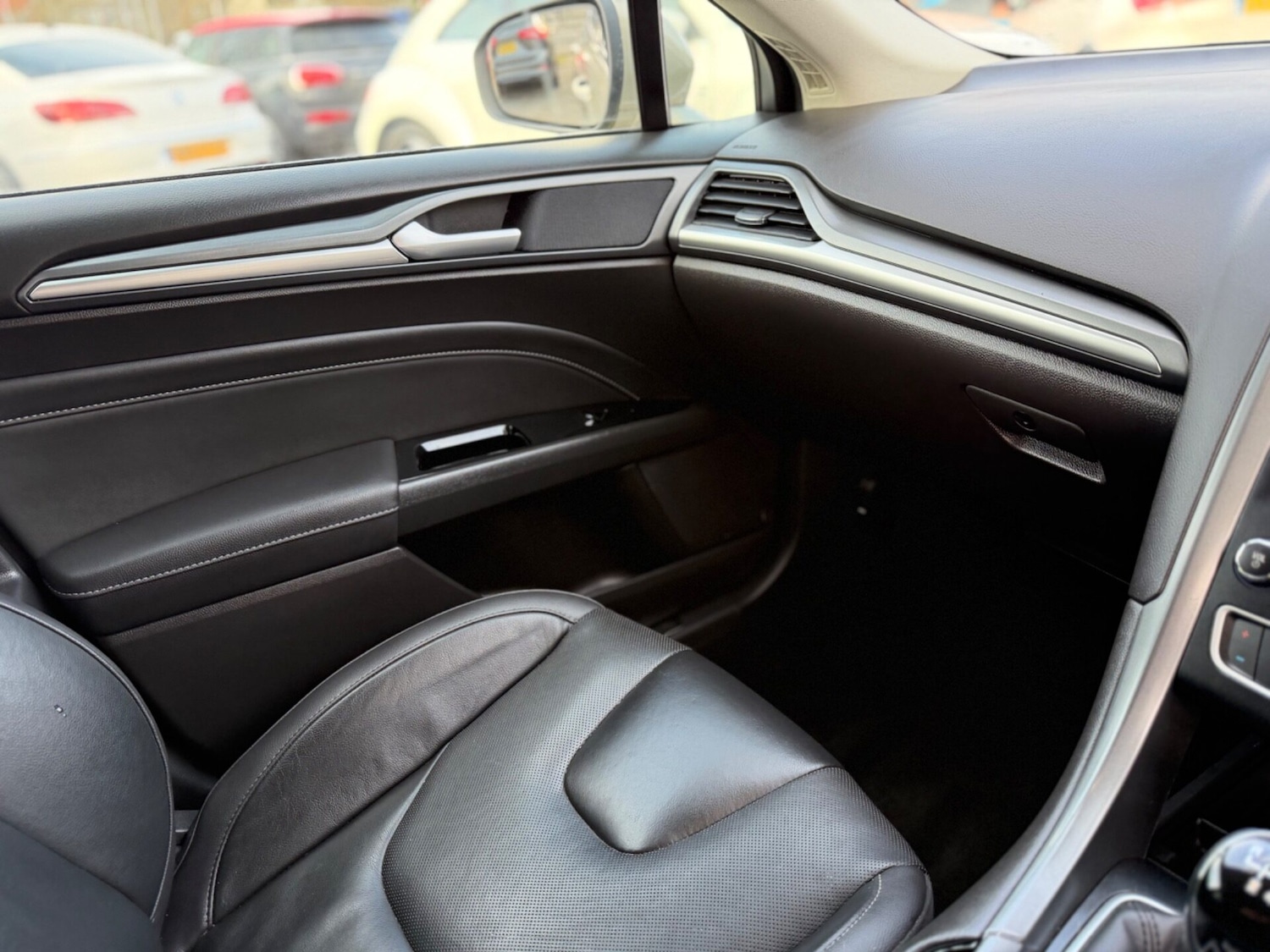 Used Ford Mondeo 2016 for sale - 77605425: Photo 30