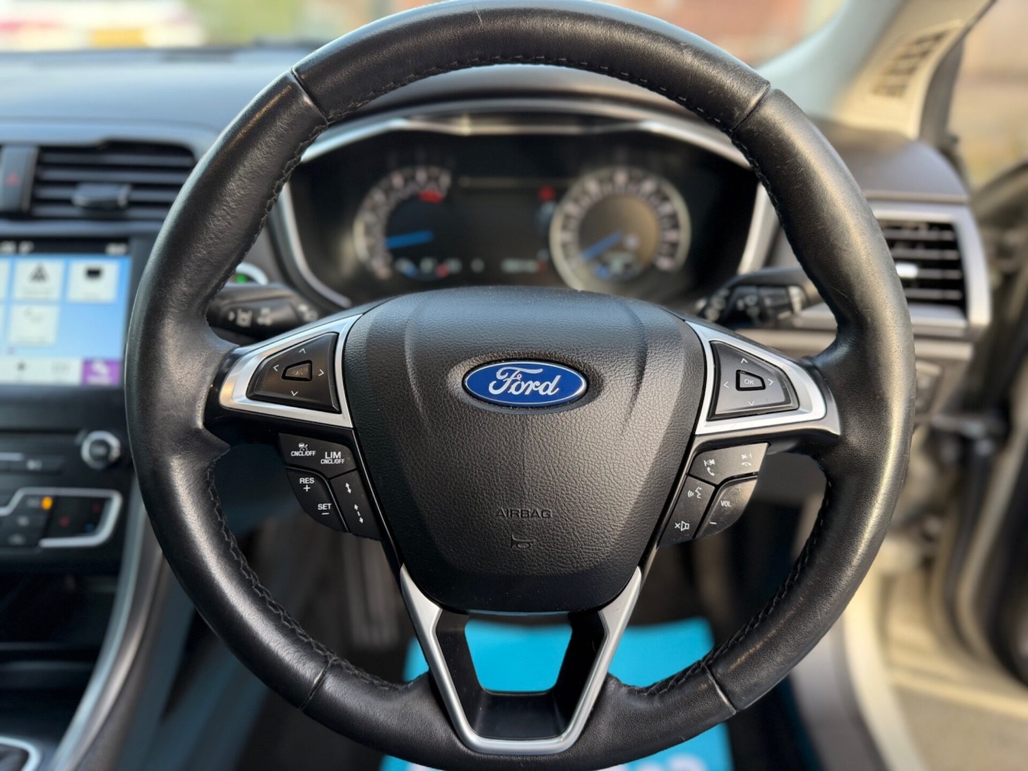 Used Ford Mondeo 2016 for sale - 77605425: Photo 32