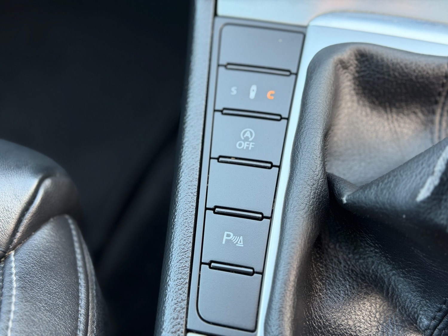 Used Volkswagen CC 2014 for sale - 77602133: Photo 25