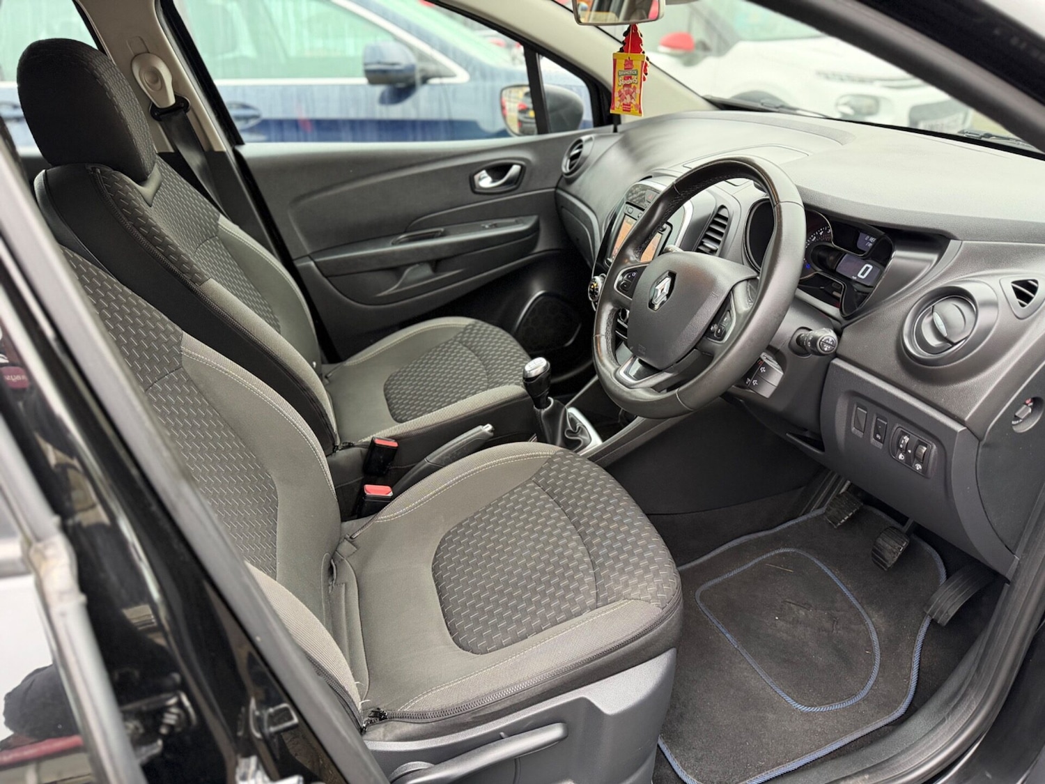 Used Renault Captur 2018 for sale - 77211358: Photo 11