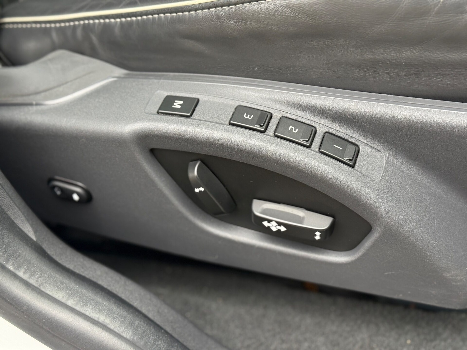 Used Volvo XC60 2015 for sale - 76532280: Photo 20