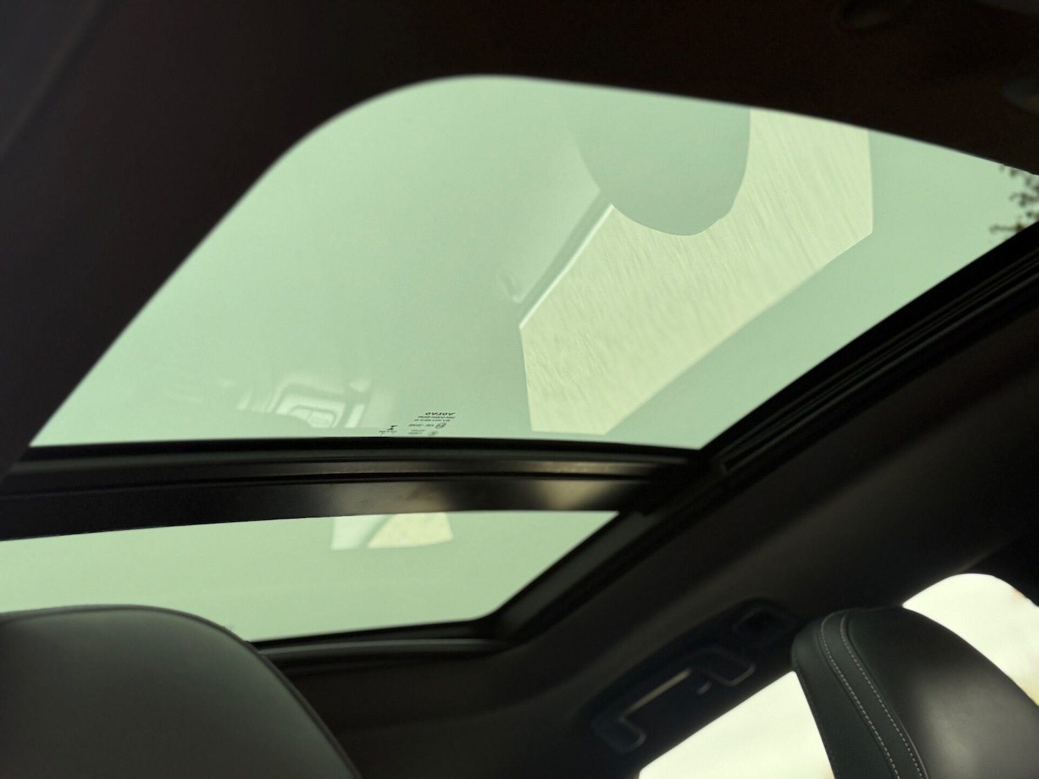 Used Volvo XC60 2015 for sale - 76532280: Photo 31