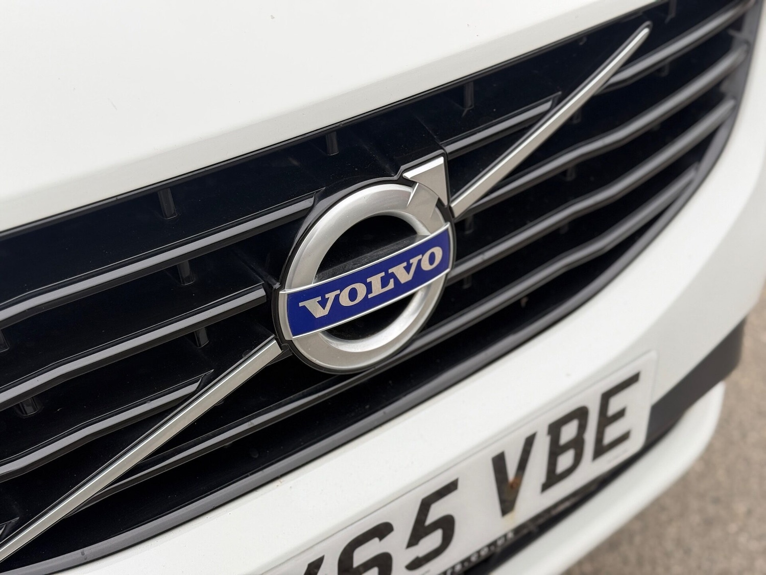 Used Volvo XC60 2015 for sale - 76532280: Photo 8