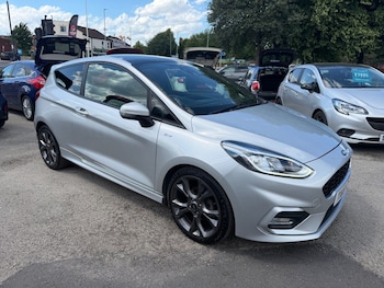 Used Ford Fiesta 2018 for sale - 79038623: Photo