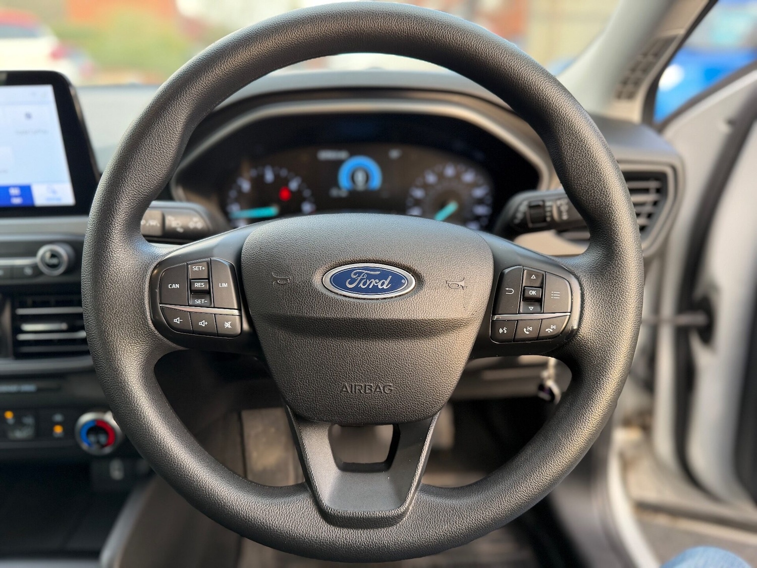 Used Ford Focus 2019 for sale - 76858740: Photo 11