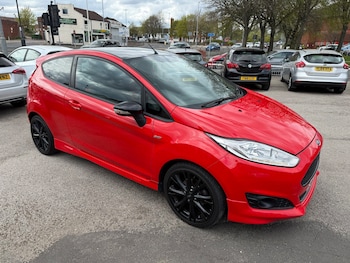 Used Ford Fiesta 2017 for sale - 75330504: Photo
