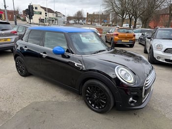 Used MINI Hatch 2018 for sale - 79737670: Photo