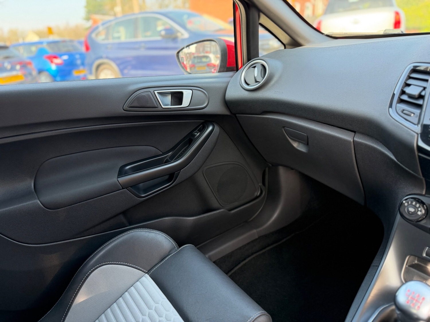 Used Ford Fiesta 2013 for sale - 77998662: Photo 23