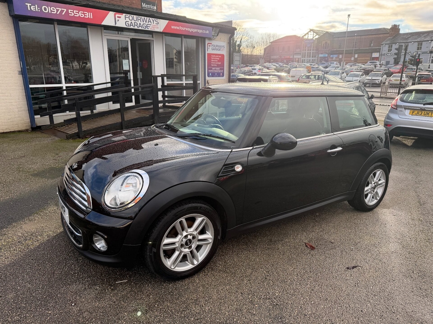 Used MINI Hatch 2011 for sale - 76859939: Photo 1