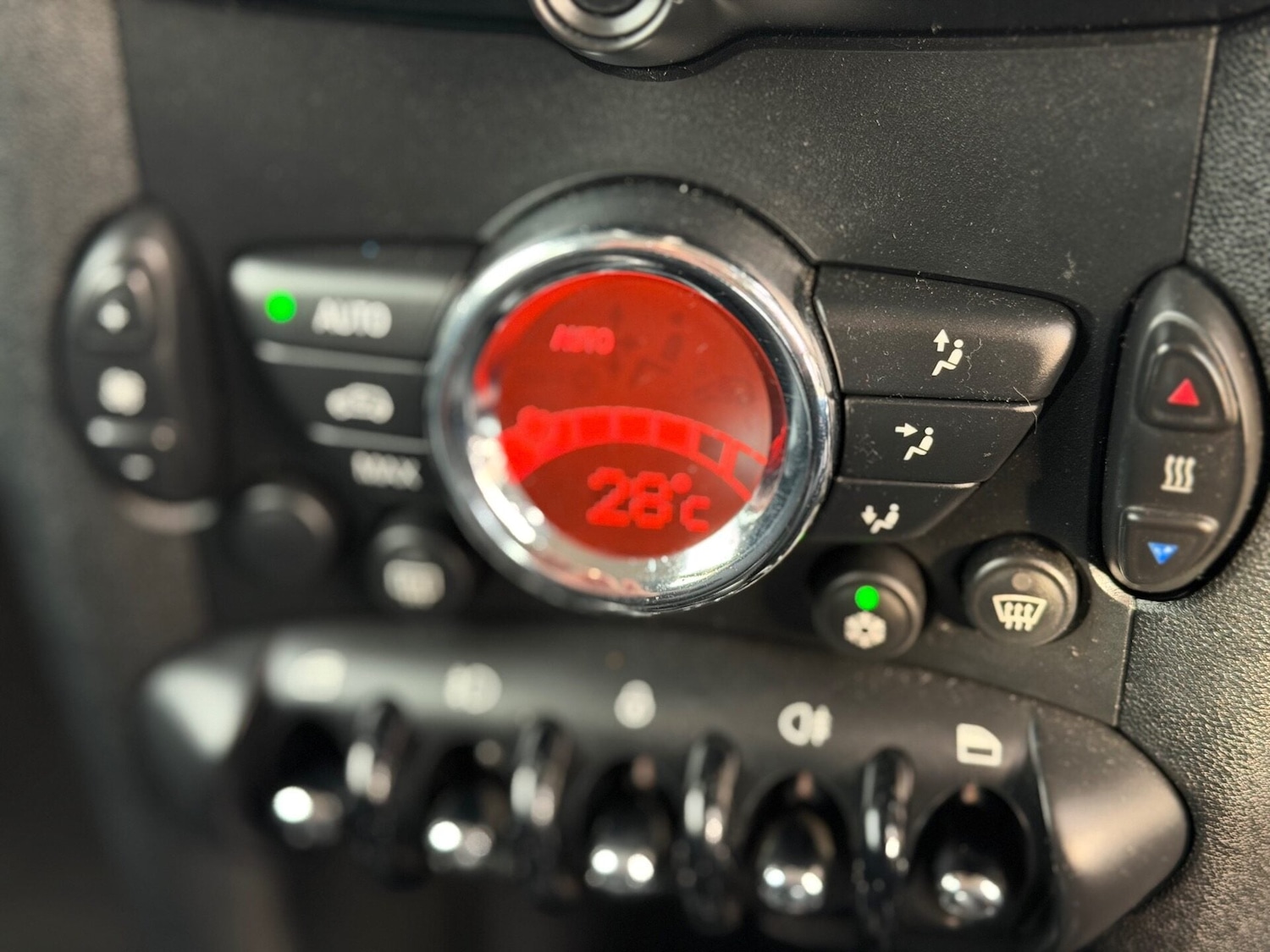 Used MINI Hatch 2011 for sale - 76859939: Photo 19