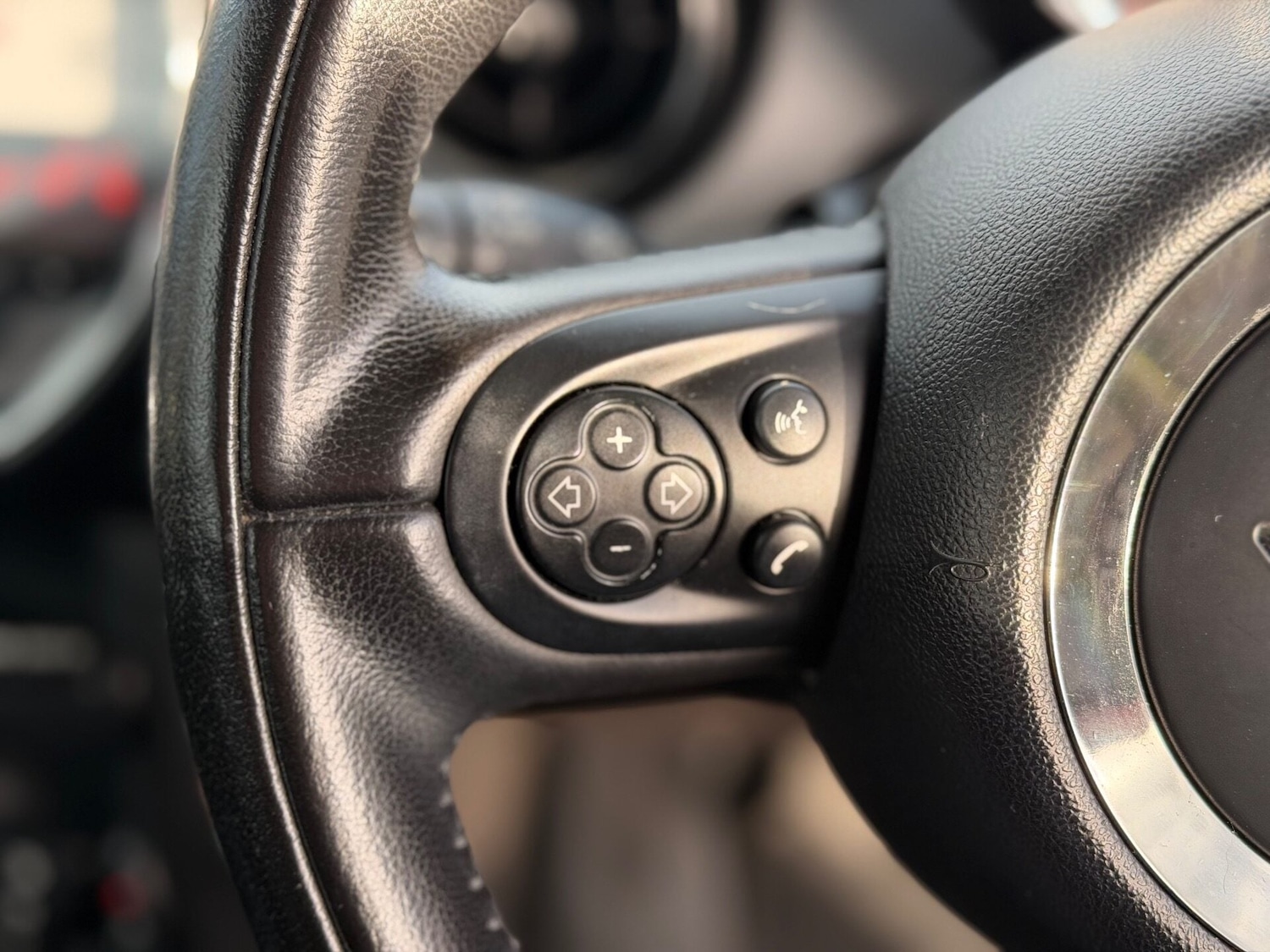 Used MINI Hatch 2011 for sale - 76859939: Photo 24