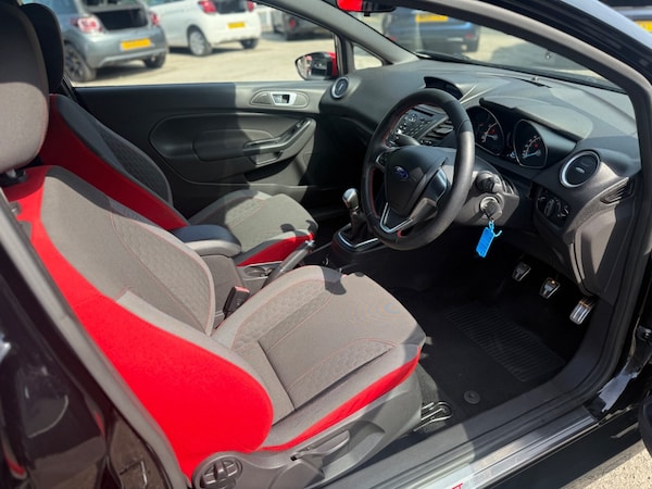 Used Ford Fiesta 2016 for sale - 75605070: Photo 12