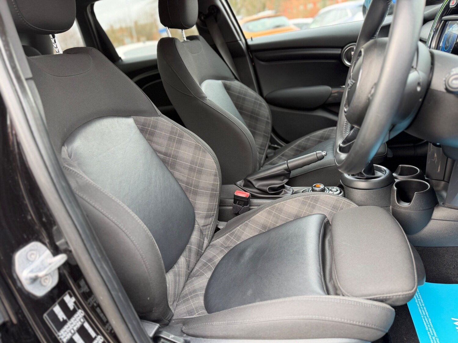 Used MINI Hatch 2018 for sale - 77873521: Photo 17