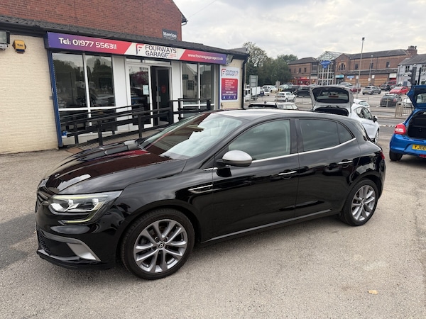 Used Renault Megane 2017 for sale - 75690805: Photo 1