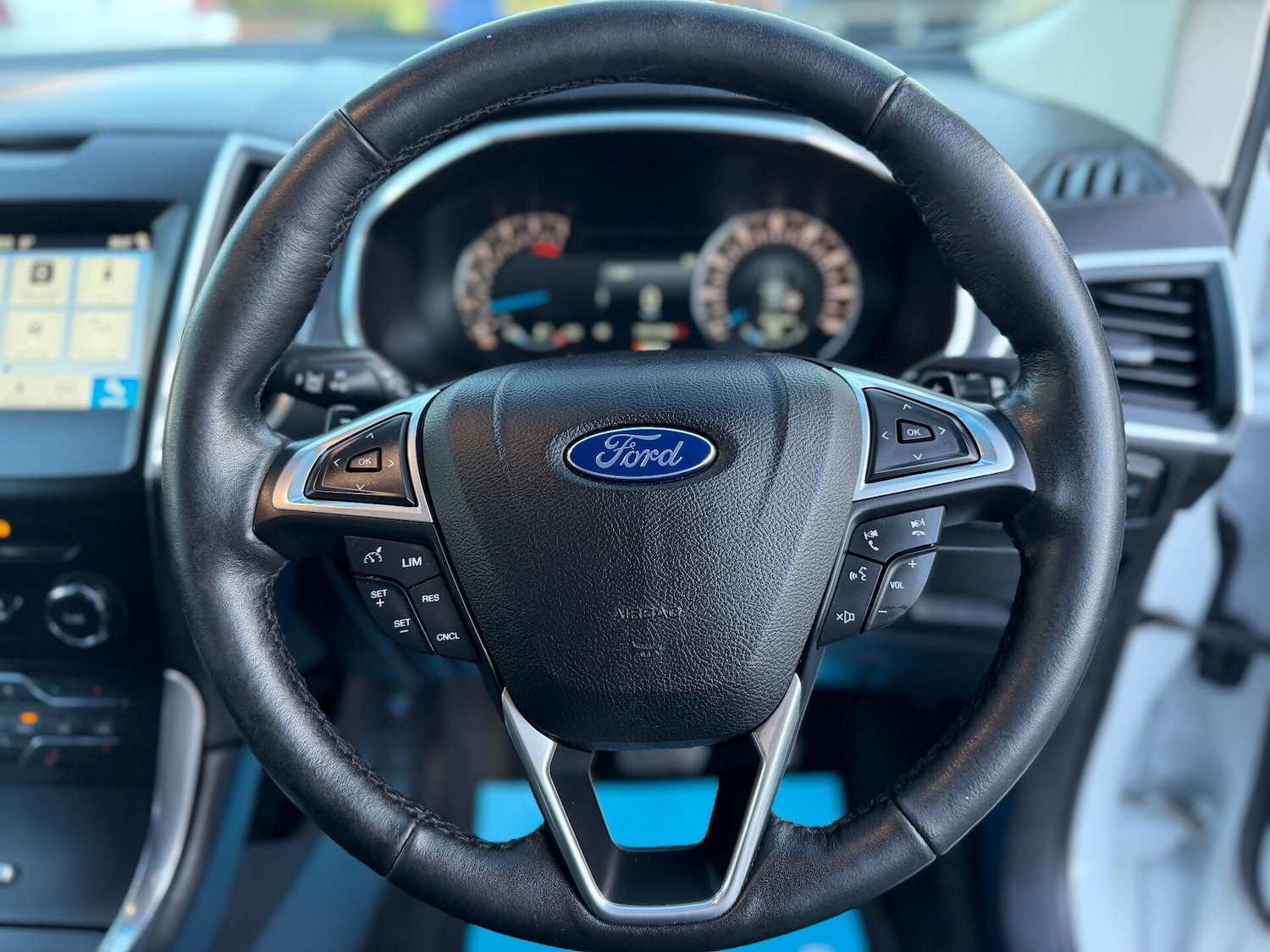 Used Ford Edge 2017 for sale - 76919854: Photo 32