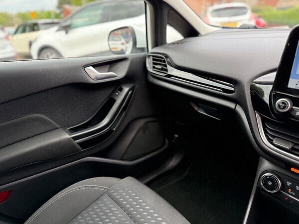 Used Ford Fiesta 2017 for sale - 75330482: Photo 28