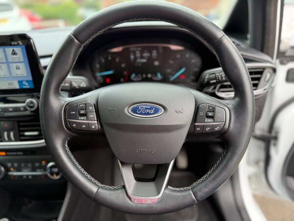 Used Ford Fiesta 2017 for sale - 75330482: Photo 30