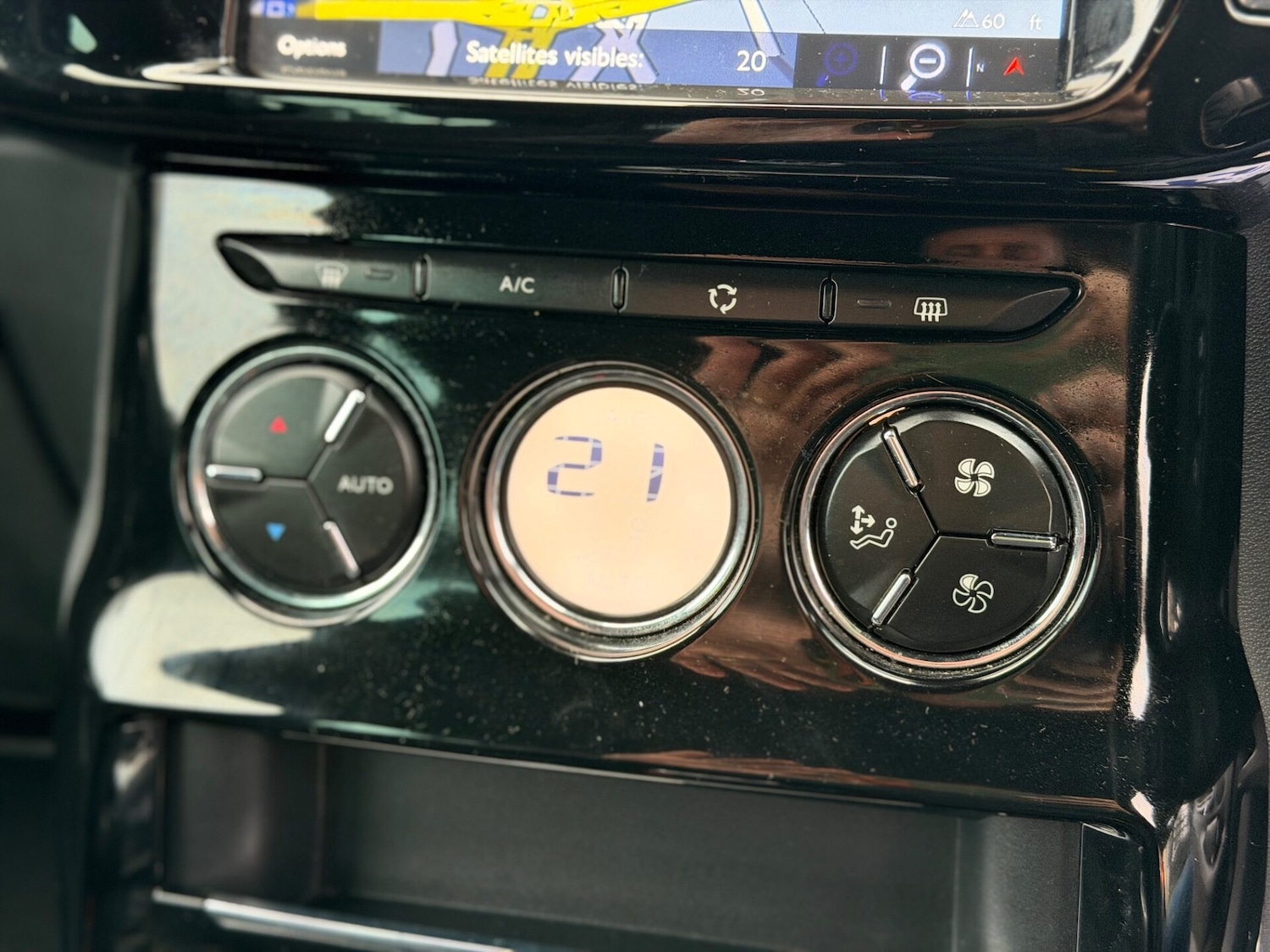 Used DS Automobiles DS 3 2016 for sale - 77418453: Photo 23