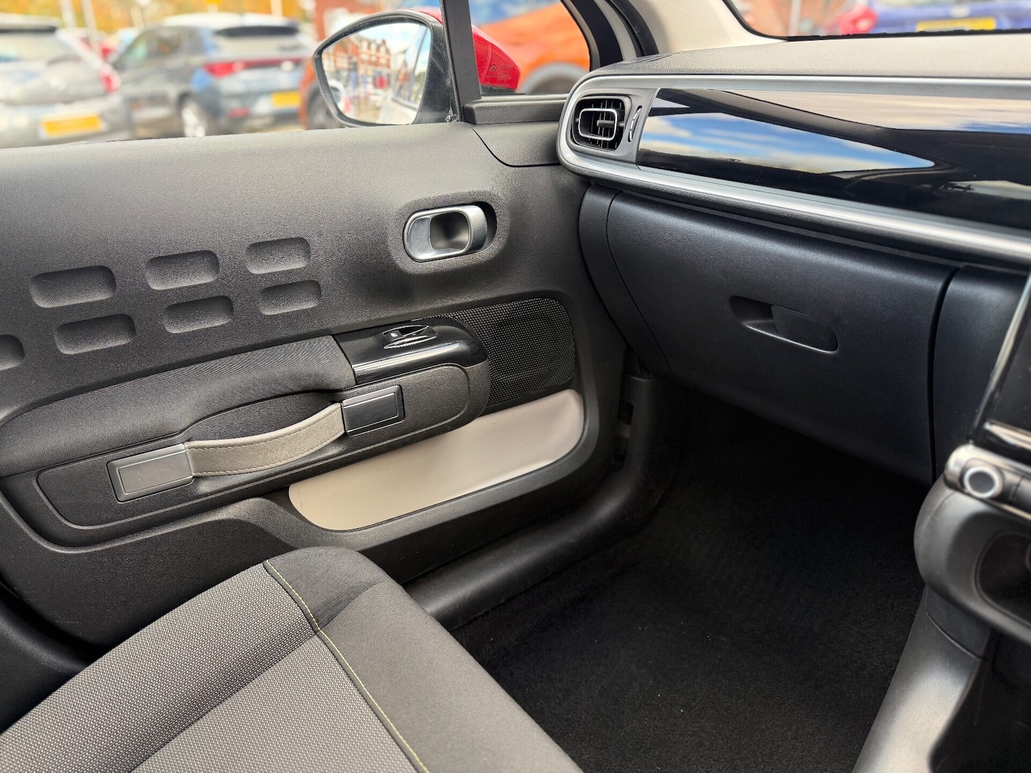 Used Citroen C3 2019 for sale - 76532279: Photo 25