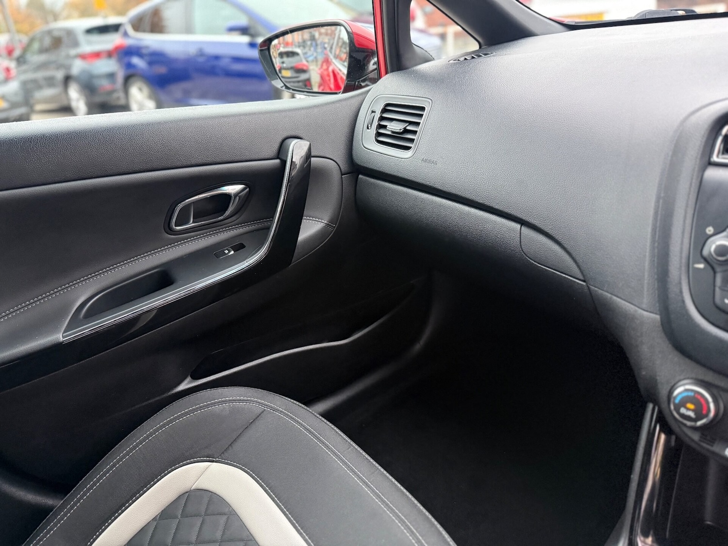 Used Kia Ceed 2017 for sale - 76531099: Photo 32