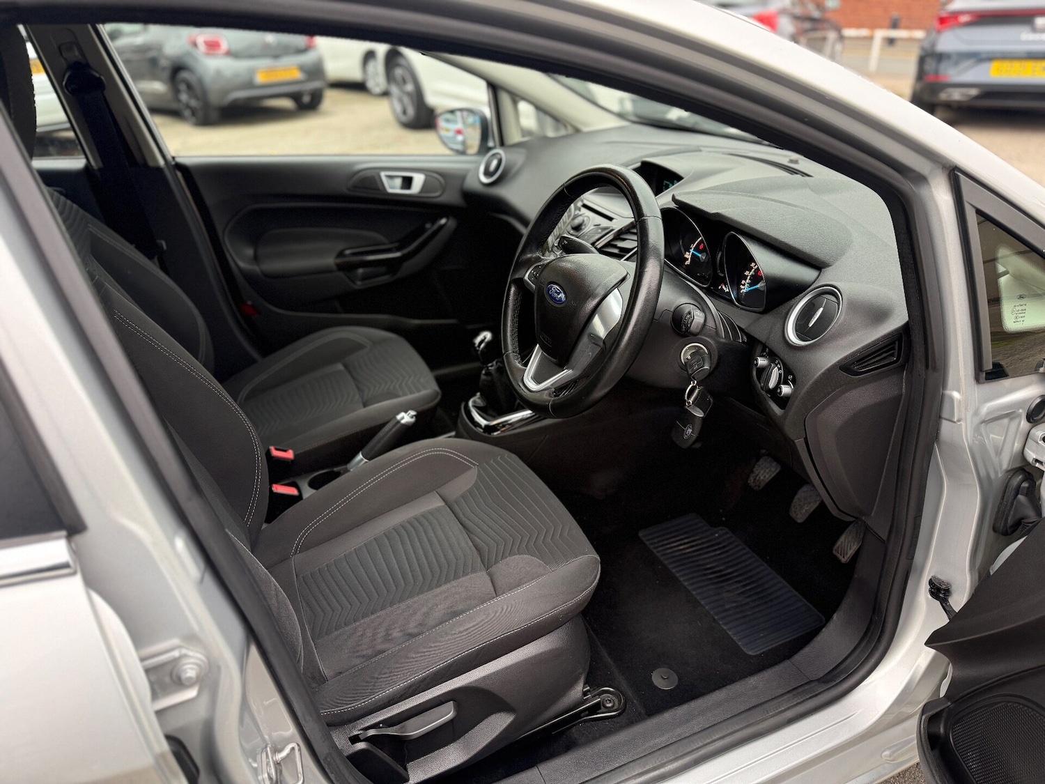 Used Ford Fiesta 2013 for sale - 76331177: Photo 12