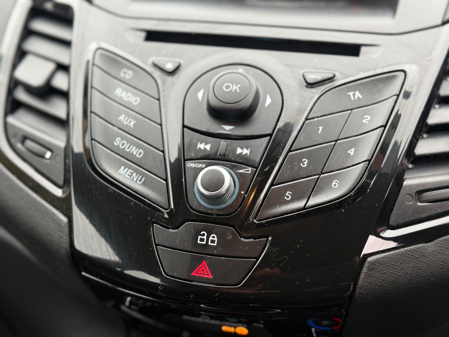 Used Ford Fiesta 2013 for sale - 76331177: Photo 20