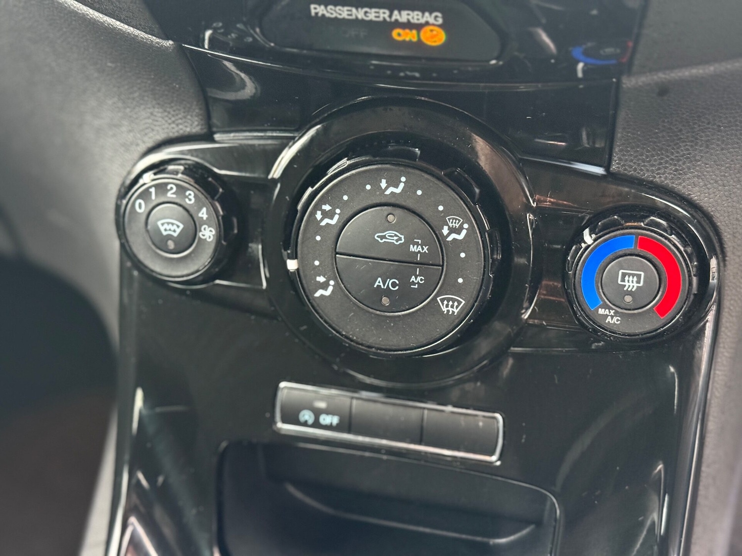 Used Ford Fiesta 2013 for sale - 76331177: Photo 21