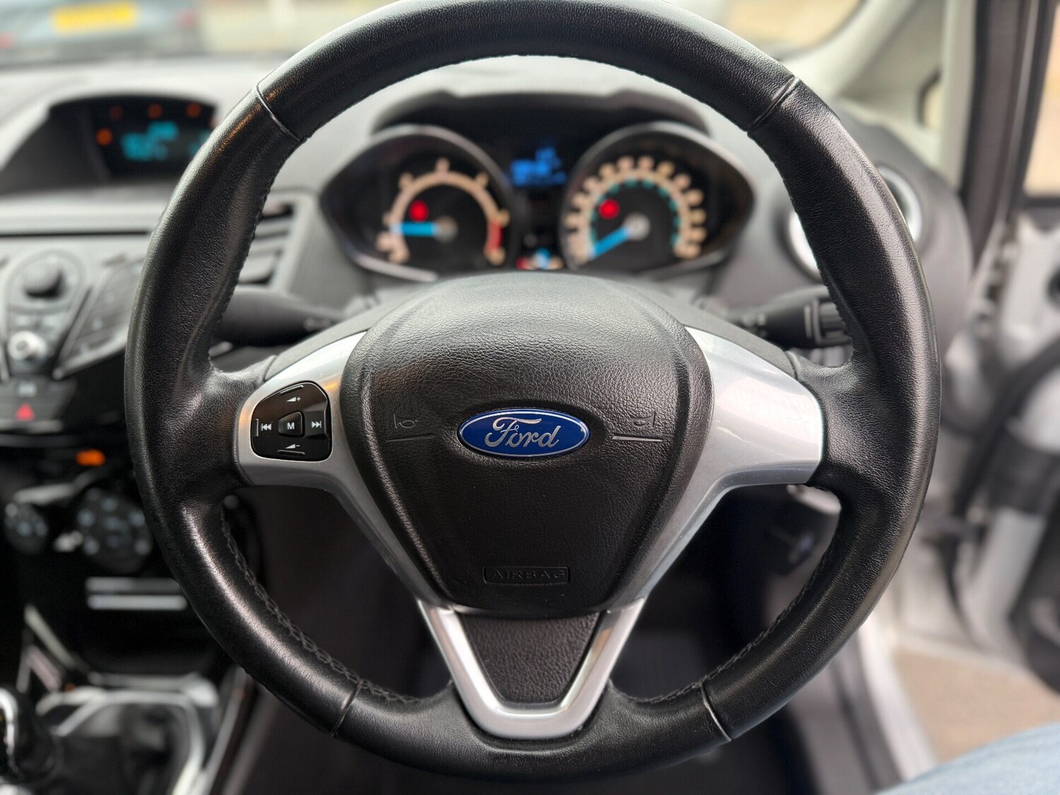 Used Ford Fiesta 2013 for sale - 76331177: Photo 26