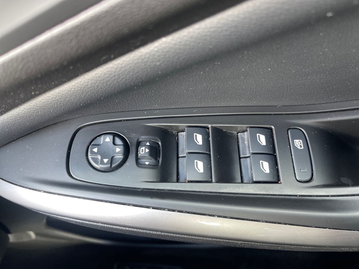 Used Vauxhall Grandland 2023 for sale - 75850200: Photo 18