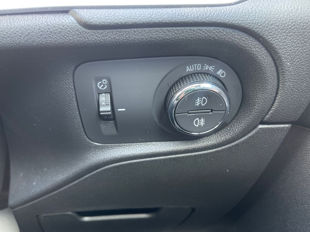 Used Vauxhall Grandland 2023 for sale - 75850200: Photo 25