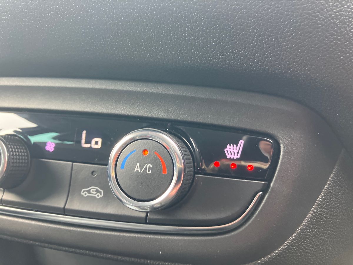 Used Vauxhall Crossland 2022 for sale - 76090452: Photo 30