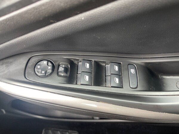 Used Vauxhall Grandland 2023 for sale - 75661450: Photo 21