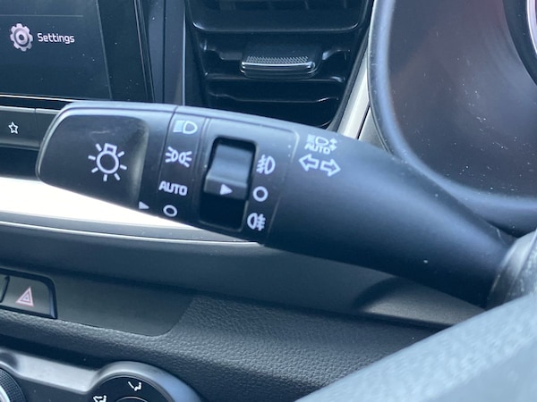 Used Kia Stonic 2022 for sale - 76311026: Photo 38