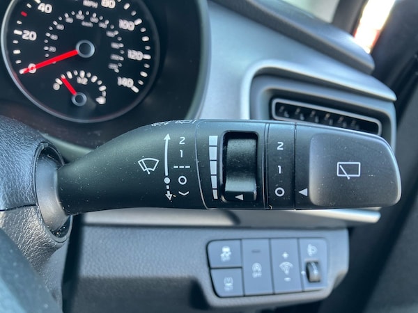 Used Kia Stonic 2022 for sale - 76311026: Photo 39