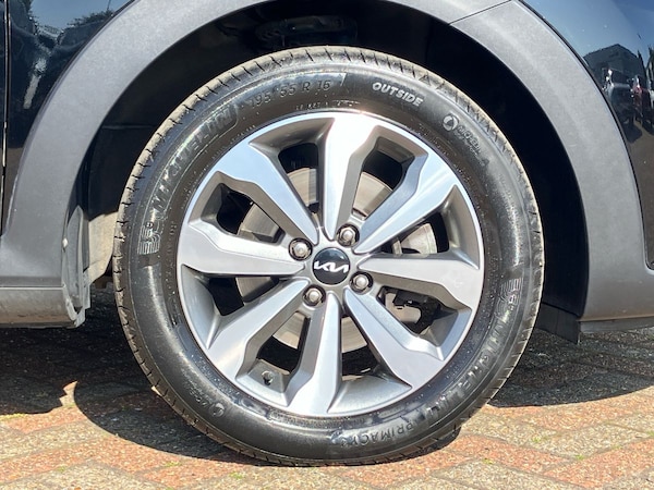 Used Kia Stonic 2022 for sale - 76311026: Photo 8
