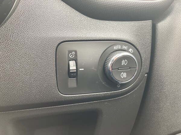 Used Vauxhall Crossland 2022 for sale - 75480760: Photo 36
