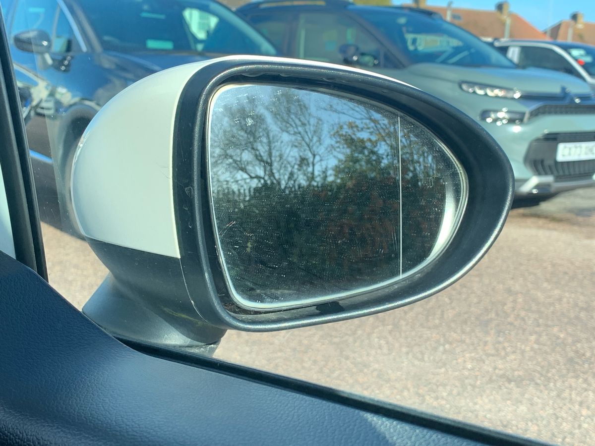 Used Kia Rio 2015 for sale - 76425965: Photo 31